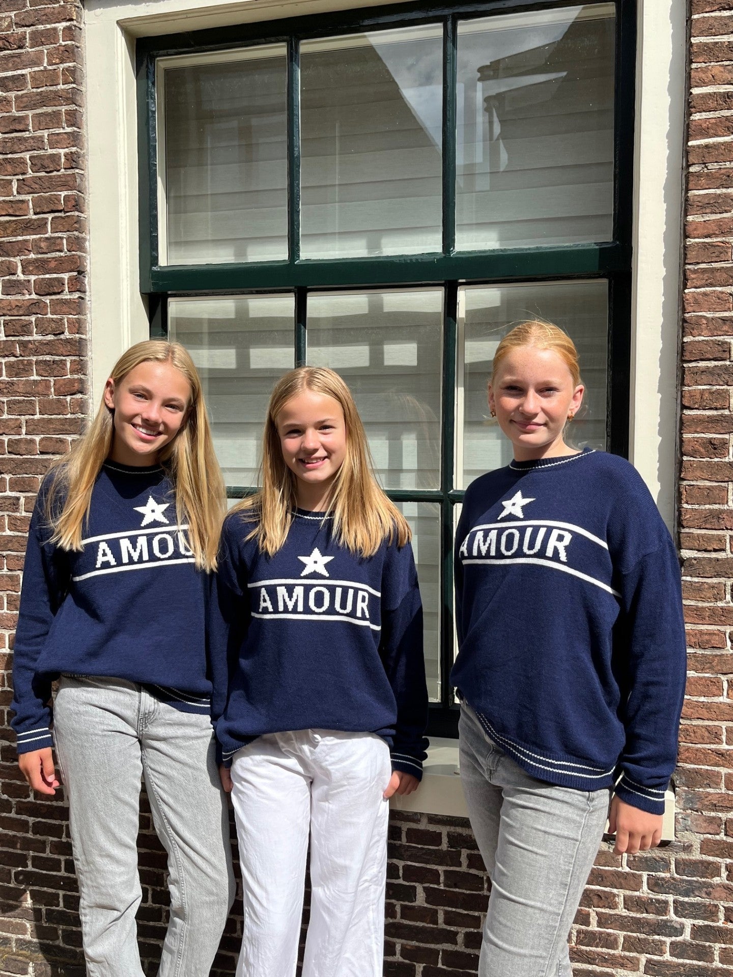 "Amour" sweater navy